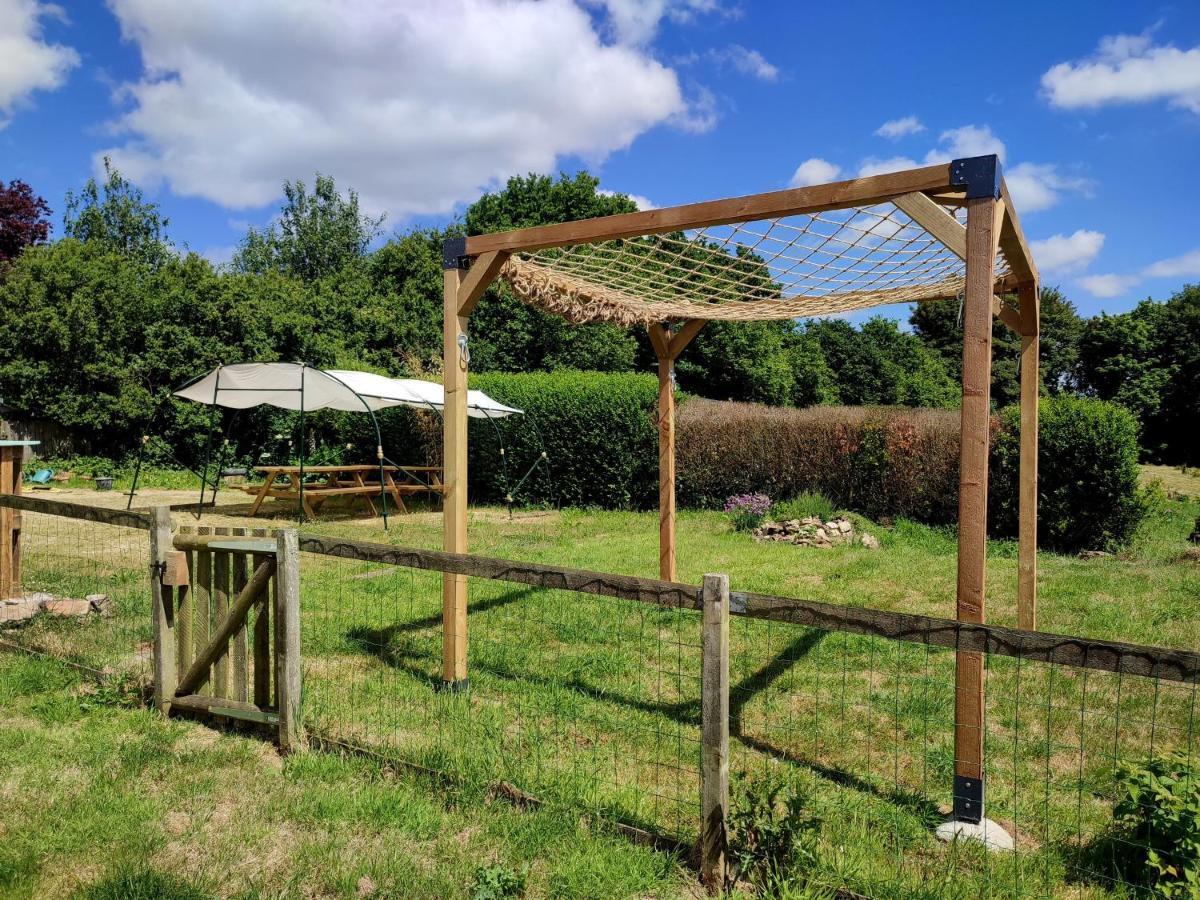 La Tisserande : Maison D'Hotes Creative & Ecologique Saint-Thégonnec Kültér fotó